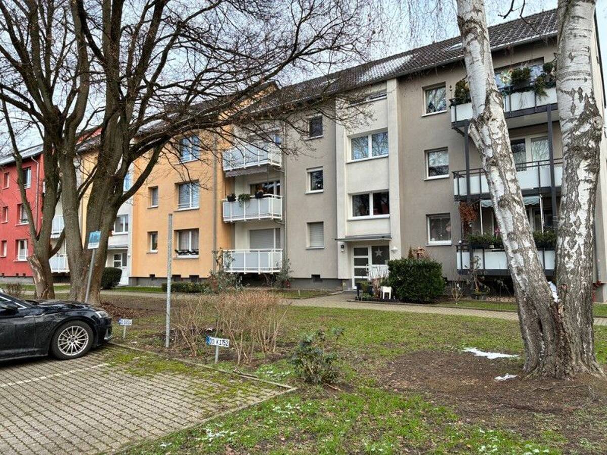Stop! Praktische 3-Zimmer-Wohnung – 44339 Dortmund – Bild 1 von 2