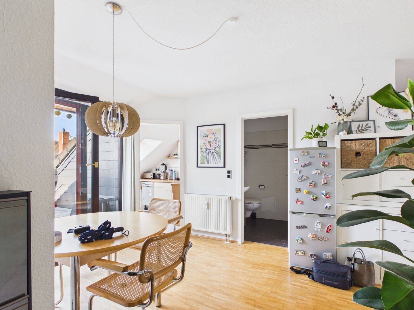 Lichtdurchflutete 2-Zimmerwohnung mit Loggia im begehrten Gohlis-Süd! – Leipzig – Vorschaubild 5