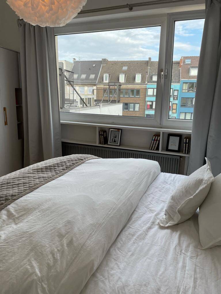 Gemütliches, wunderschönes helles Loft, Penthouse Flair **** im Herzen von Duisburg aber ruhig gelegen. – Duisburg – Vorschaubild 6