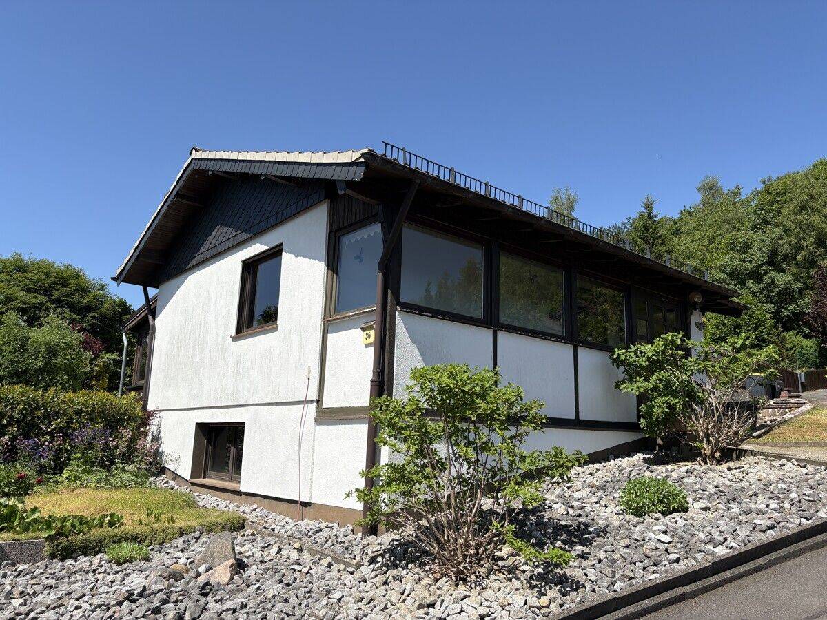 VR Immo: Idyllisch gelegenes Ferienhaus an der Listertalsperre - perfekt für Ihre Auszeit – Meinerzhagen – Vorschaubild 3
