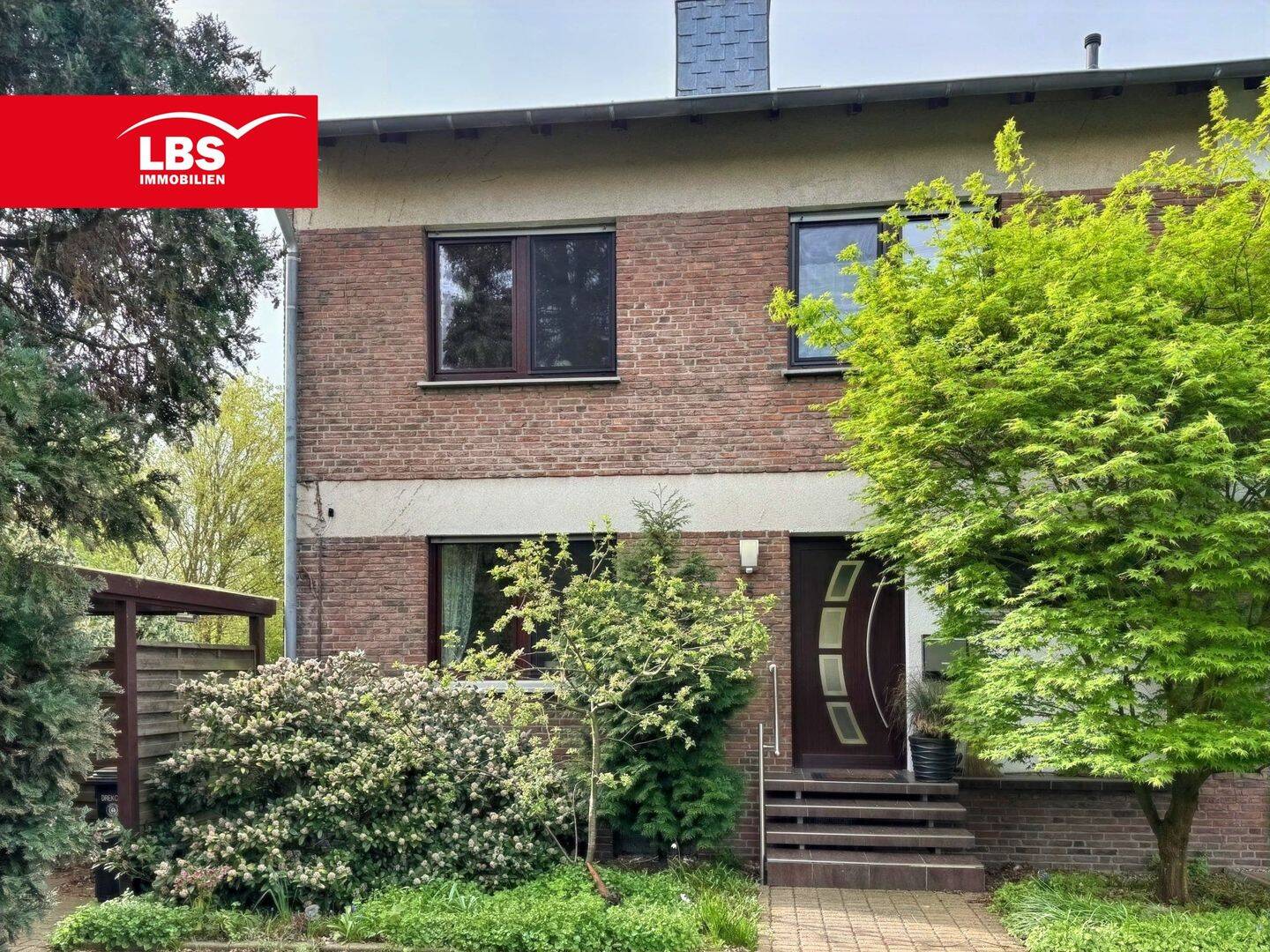 REH mit Garage, Carport und Garten - Viel Platz für die Familie! – Hünxe – Vorschaubild 2
