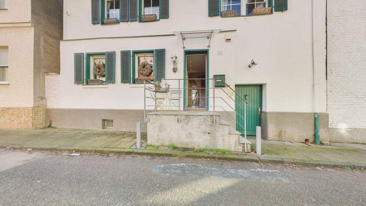 Wohnen, Vermieten, Generationen verbinden. Ihr Haus an der Groov – 51143 Köln – Bild 1 von 9