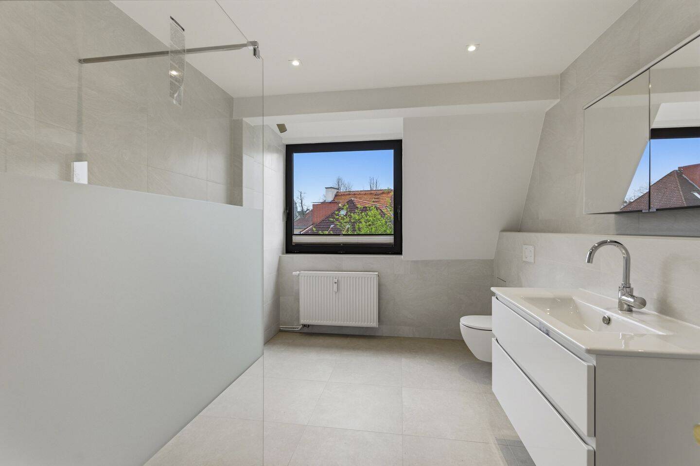 ** Maisonette im Dachgeschoss in Bestlage von Berlin-Zehlendorf** – Berlin – Vorschaubild 8