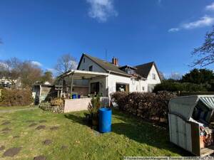 Großzügiges Mehrfamilienhaus + Blockhütte auf großem Grundstück ! – 22397 Hamburg – Vorschaubild 4