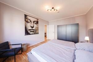 3 Zimmer // Küche // Bad // Balkon direkt am Schlossgarten! – 48149 Münster – Vorschaubild 7