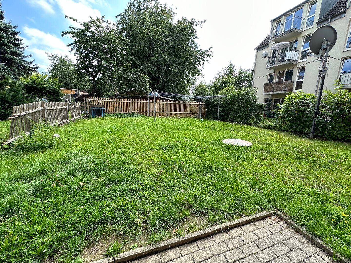Top Whg. / Laminat / Bad mit Wanne/ großer Balkon u.v.m. – Chemnitz – Vorschaubild 2