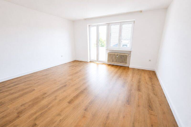 Gemütliches Apartment mit Balkon - Mü.-Moosach