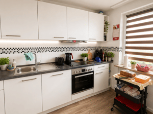 Über den Dächern von Lübeck - gepflegte 2,5-Zimmer-Wohnung mit Loggia und Weitblick – 23558 Lübeck – Vorschaubild 7