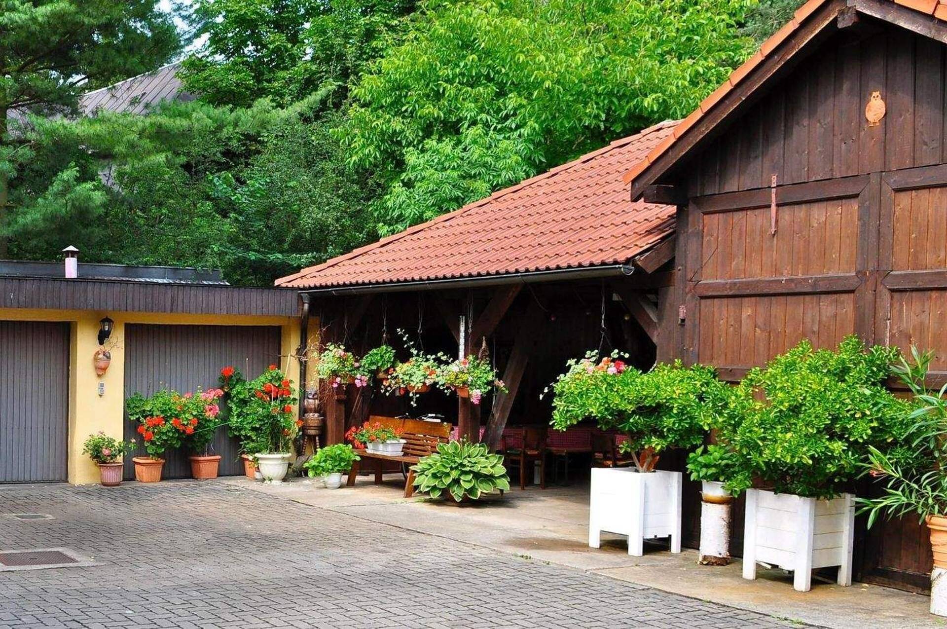 Haus in 95028 Hof mit 298 m² kaufen