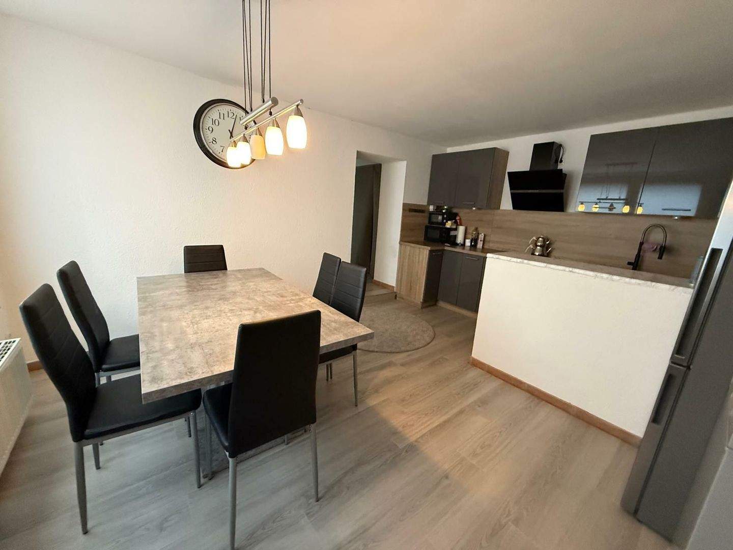 Gut vermietetes Dreifamilienhaus mit kleiner Ladeneinheit – Ludwigshafen am Rhein – Bild 1 von 9