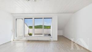 Ideal für Eigennutzer oder Kapitalanleger - 2-ZKB mit Loggia im energetisch sanierten Mehrfamilienhaus – 66113 Saarbrücken – Vorschaubild 3