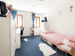 Sichere Kapitalanlage in Erlangen: Kompaktes Apartment mit Entwicklungspotenzial