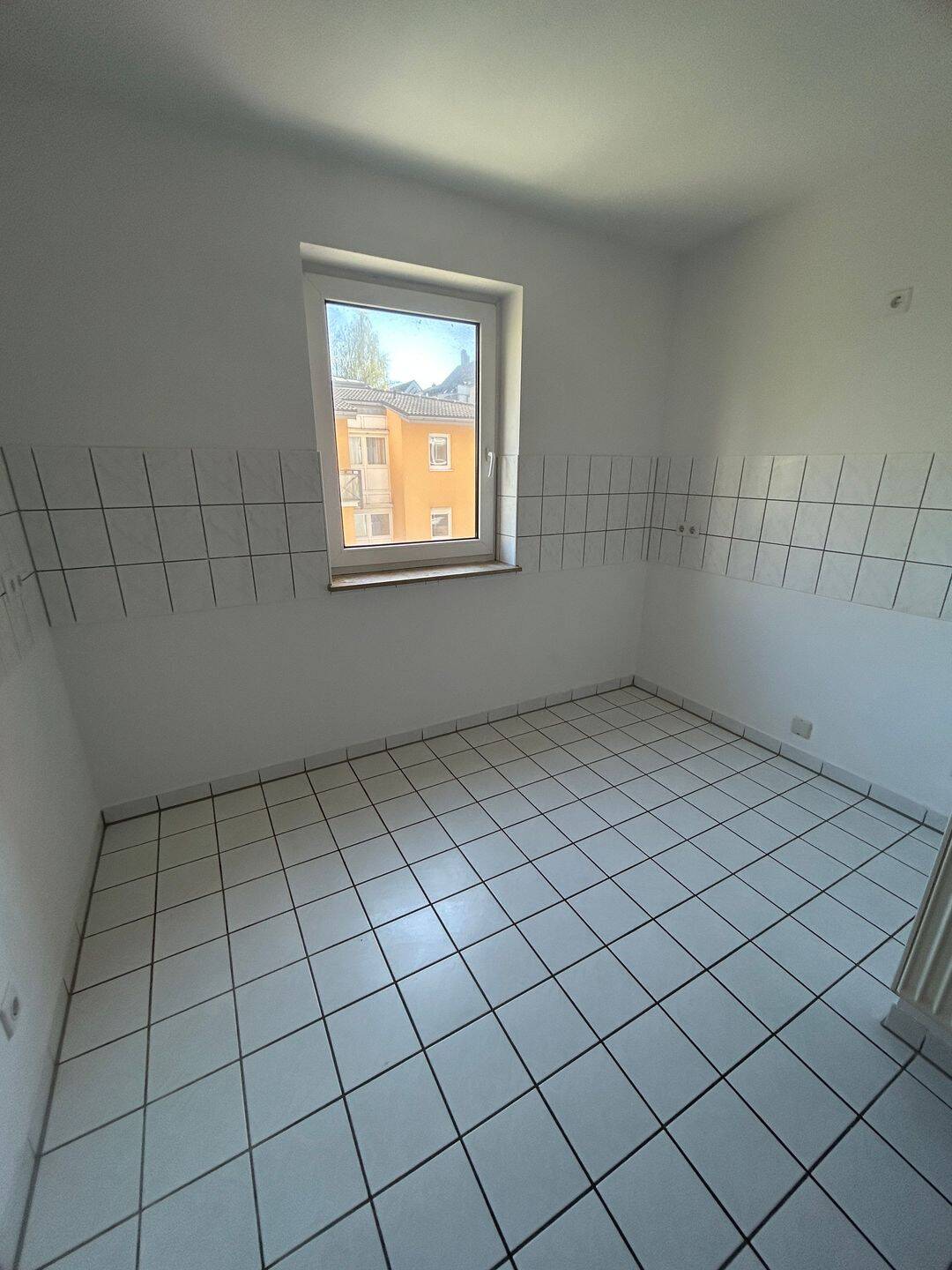 Helle geräumige 3-Raum Wohnung mit großem Balkon – Chemnitz – Vorschaubild 8