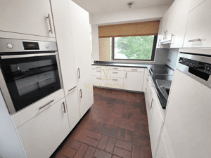 Architektonischer Eckbungalow mit Doppelgarage + großem Grundstück in bester Hanglage von Frankfurt – 60388 Frankfurt am Main – Vorschaubild 7