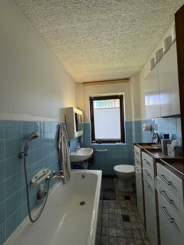 Salzgitter-Bad / Großes Ein.-bis Zweifamilienhaus in traumhafter und repräsentativer Waldrandlage ! – Salzgitter – Vorschaubild 8