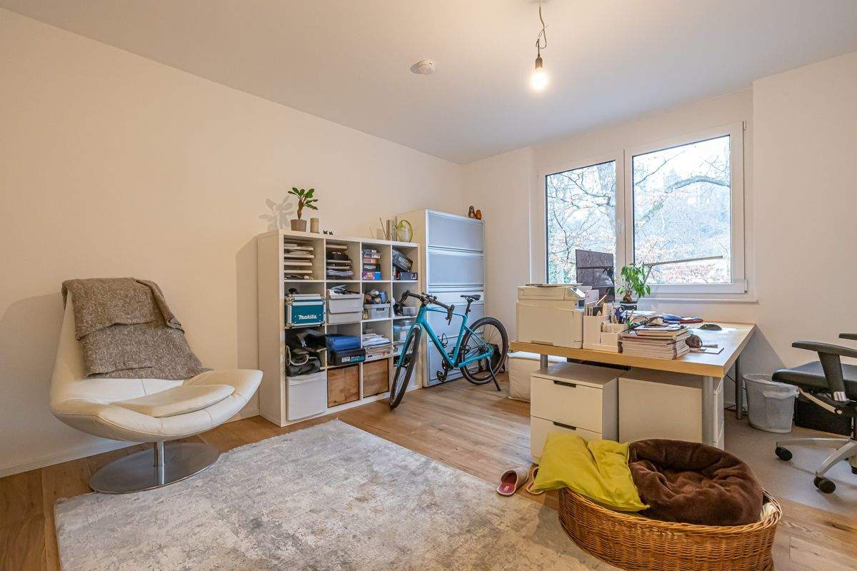 Exklusives Wohngefühl: Neuwertige Erdgeschosswohnung in Hochparterre-Lage in Karlsruhe-Durlach – Karlsruhe – Vorschaubild 3