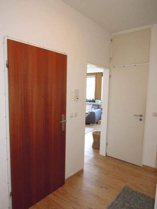 Trier, Nähe Konstantin Basilika und Palastgarten - Helle 3 ZKB Wohnung in einem Dreifamilienhaus zu verkaufen ! – Trier – Vorschaubild 3
