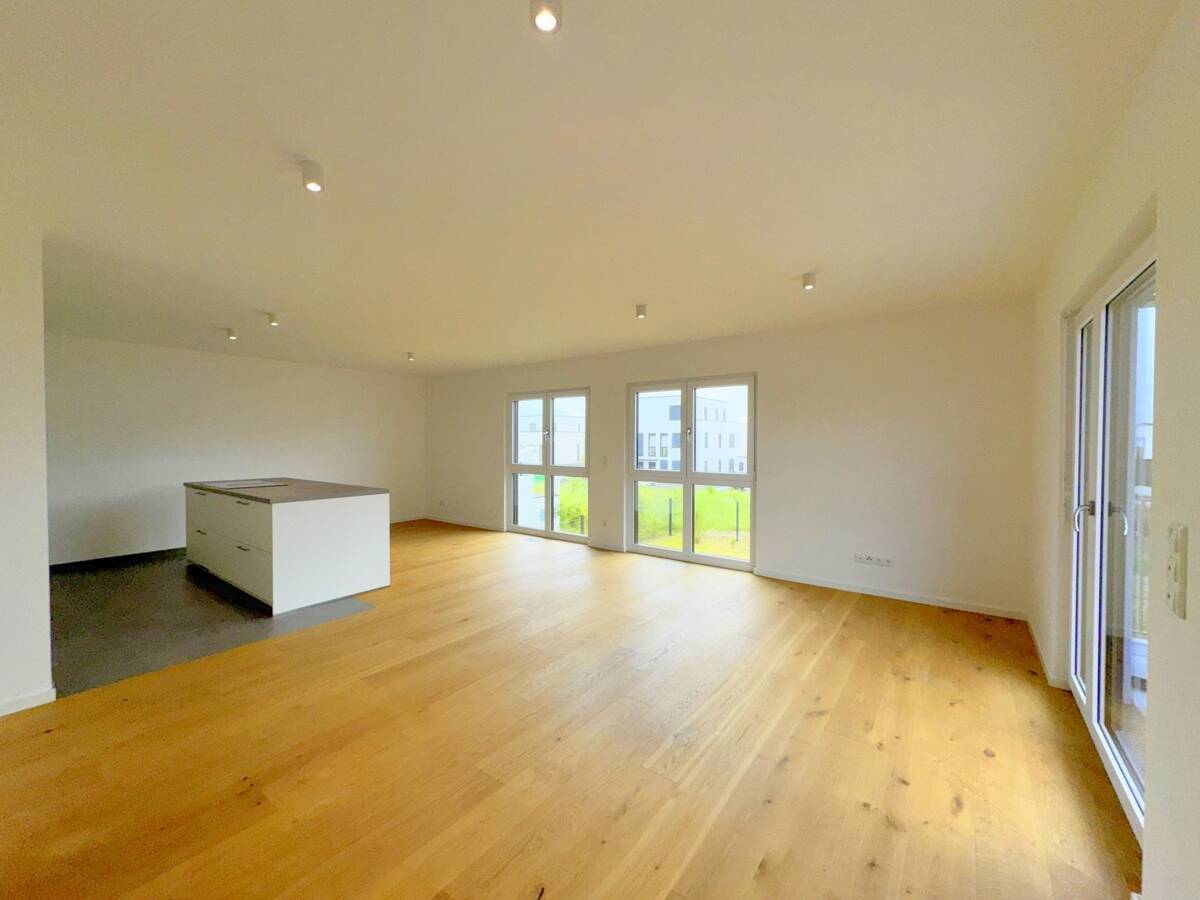 ZWEITBEZUG! Neuwertige Maisonette-Wohnung mit Garten und Stellplatz in Bierstadt-Nord – Wiesbaden – Vorschaubild 2