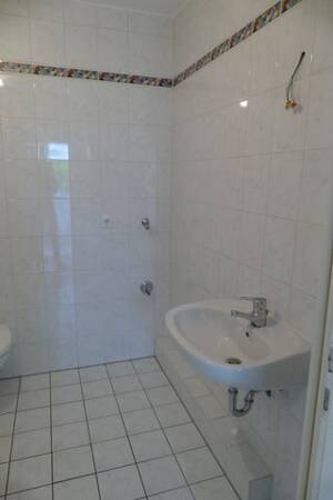 *** Gepflegte Wohnung in ruhiger Lage mit 2 PKW-Stellplätzen *** – 67071 Ludwigshafen am Rhein – Vorschaubild 7