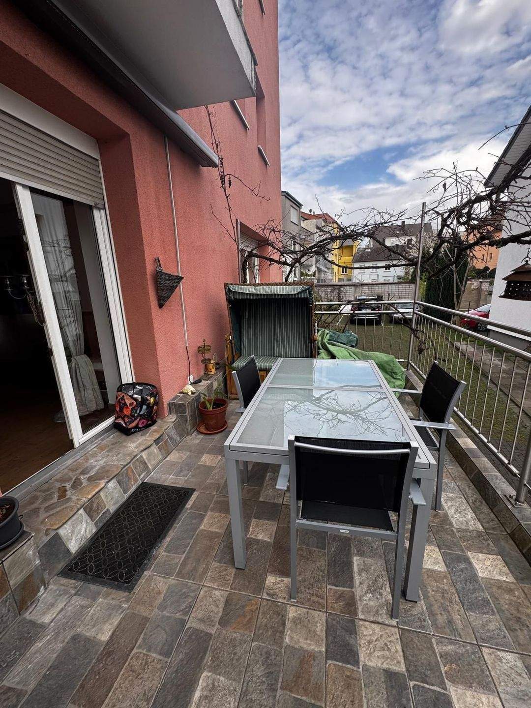 Großzügige Eigentumswohnung mit flexibler Zusatzeinheit, Sauna & Garage – zentrale Lage in Paderborn