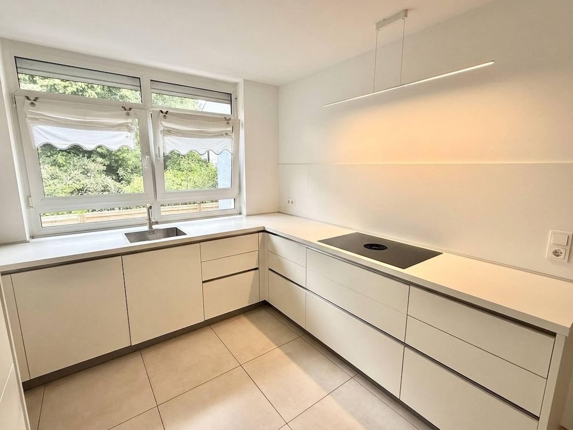 Erdgeschosswohnung in 50968 Köln / Marienburg mit 141 m² kaufen