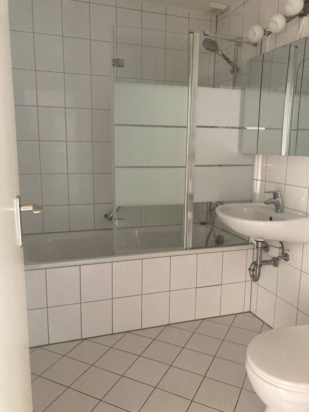Schöne 2-Zimmer-Wohnung im Dachgeschoss – Umkirch – Vorschaubild 2