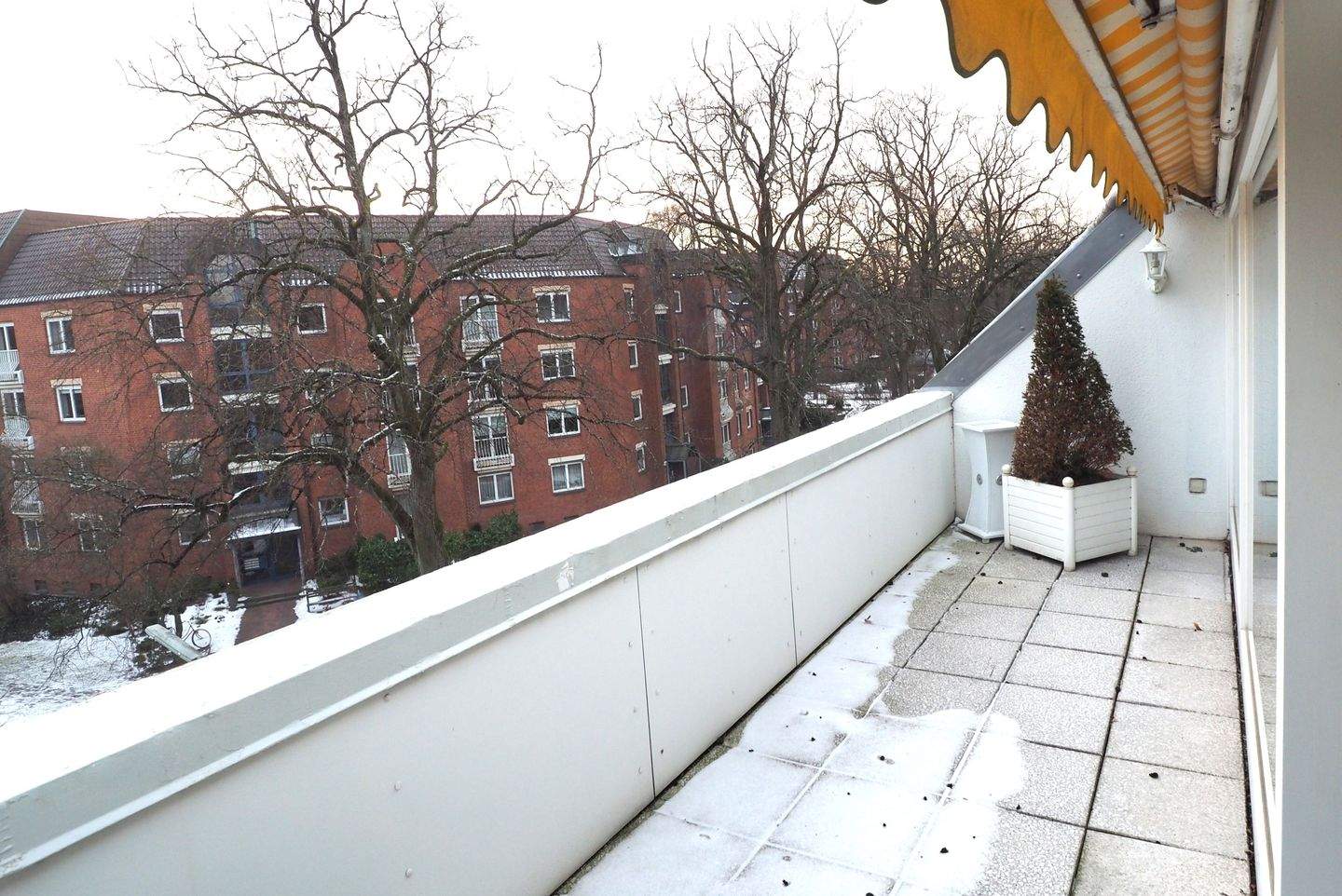 Endetagen Wohnung in Hamburg Niendorf mit Ausbaumöglichkeit ! – Hamburg – Vorschaubild 7