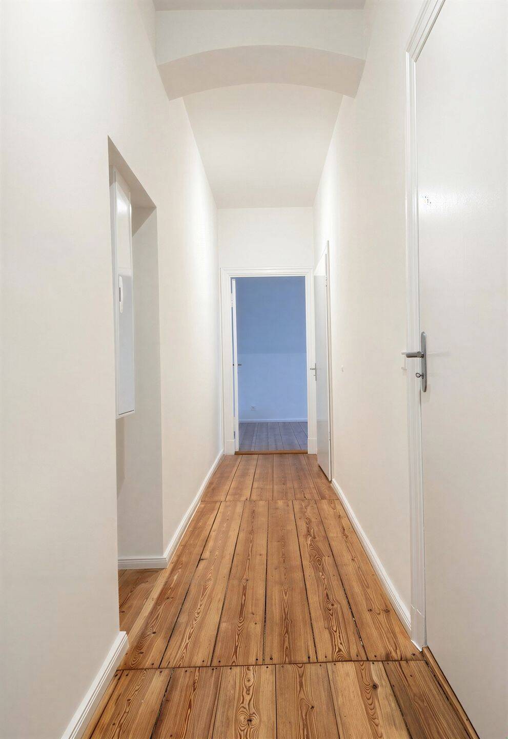 Jetzt einziehen: Sanierte & bezugsfreie Altbauwohnung in Wilmersdorf! – Berlin – Vorschaubild 3
