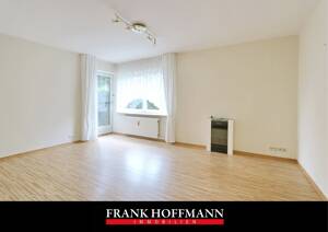 Kapitalanlage in Hamburg-Poppenbüttel Vermietete 2-Zi.-Wohnung mit Terrasse & Tiefgaragen-Stellplatz