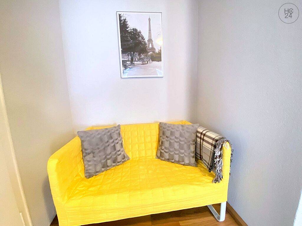 Modern möblierte 2-Zimmer-City-Wohnung mit Balkon und WLAN direkt an der Burg – Nürnberg – Vorschaubild 6