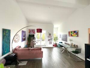 **3-ZIMMER-WOHNUNG MIT - DUSCHBAD EN SUITE UND DACHTERRASSE** – 85586 Poing – Vorschaubild 6