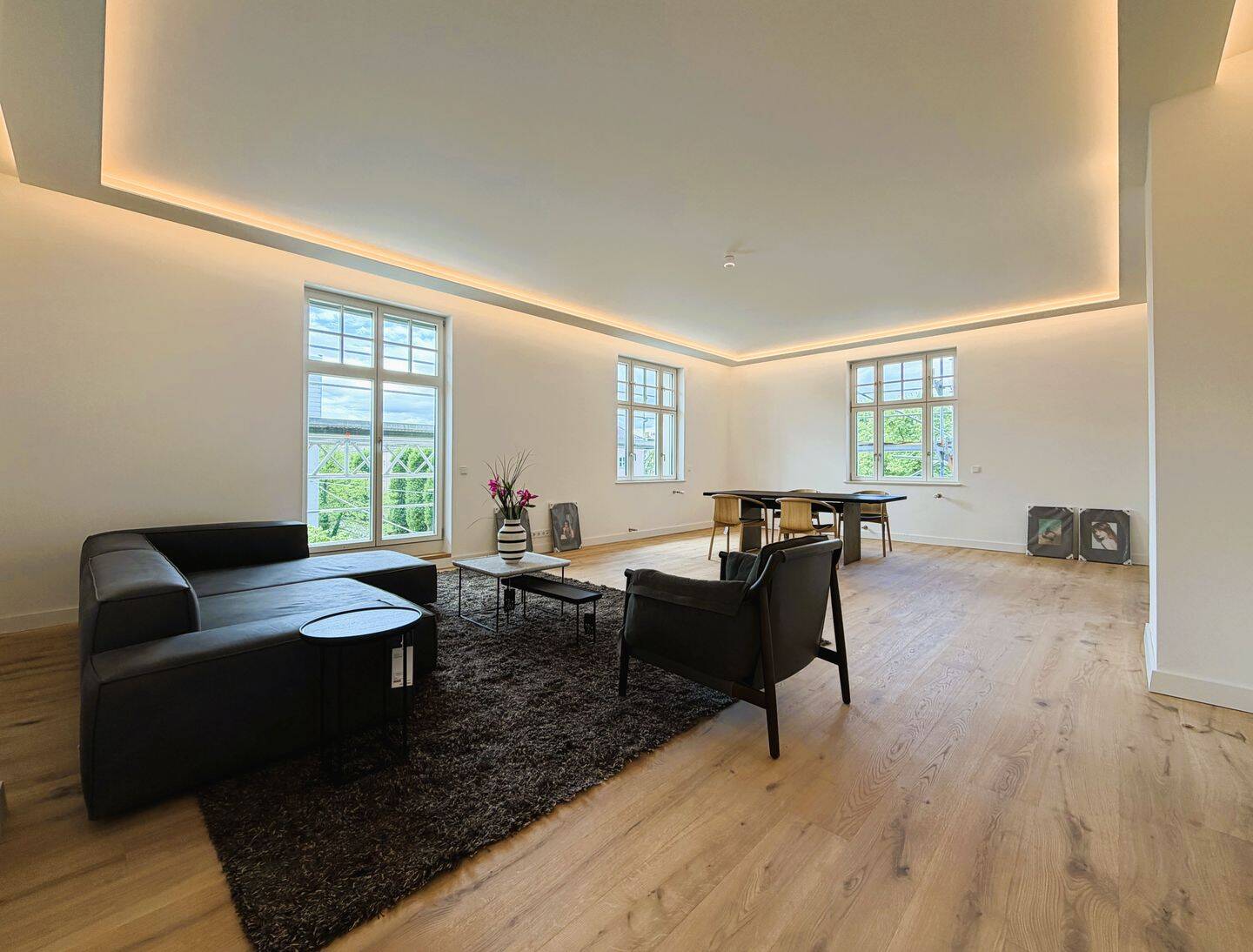Repräsentative Altbauwohnung mit weiten Sichtachsen – München – Vorschaubild 4