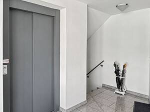 Bezugsfrei ab Dezember, moderne 3-Zimmer-Wohnung am begehrten Essener Stadtwaldplatz – 45134 Essen – Vorschaubild 2