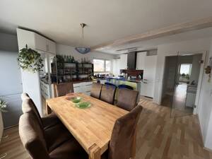 Sonnige 4-Zimmerwohnung mit Balkon und Stellplatz in Bad Wurzach! – 88410 Bad Wurzach – Vorschaubild 5
