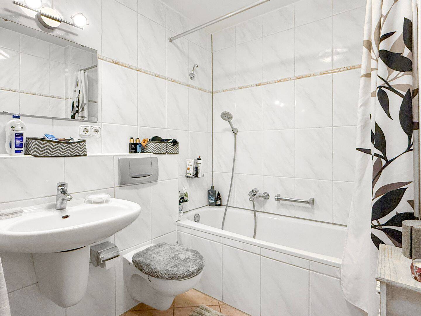 Idyllisch im Grünen - gepflegte Wohnung mit Terrasse in Köln-Marienburg – Köln – Vorschaubild 9