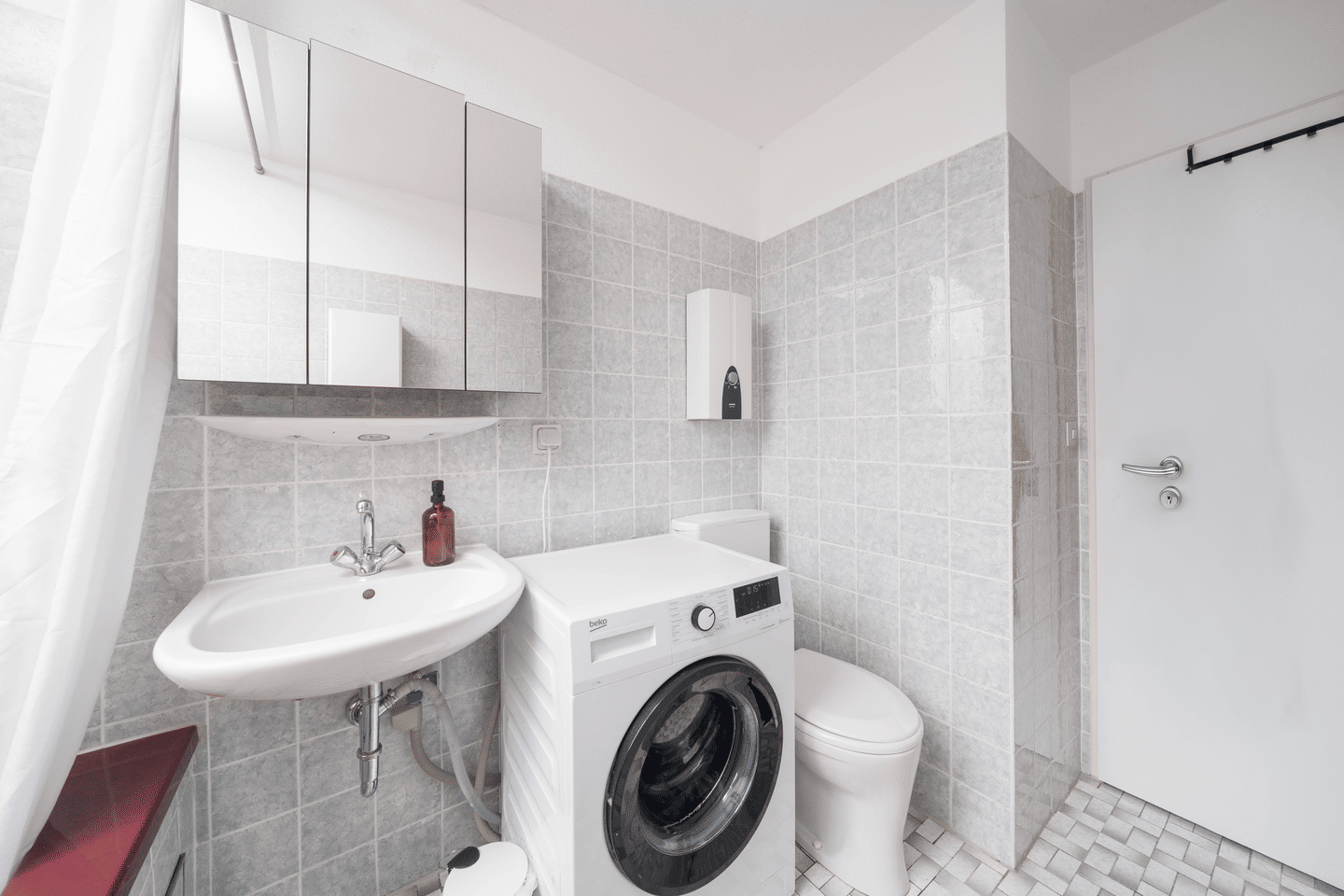 Gut vermietete 2-Zimmer-Wohnung mit Loggia in beliebter Wohnlage – Nürnberg – Vorschaubild 7