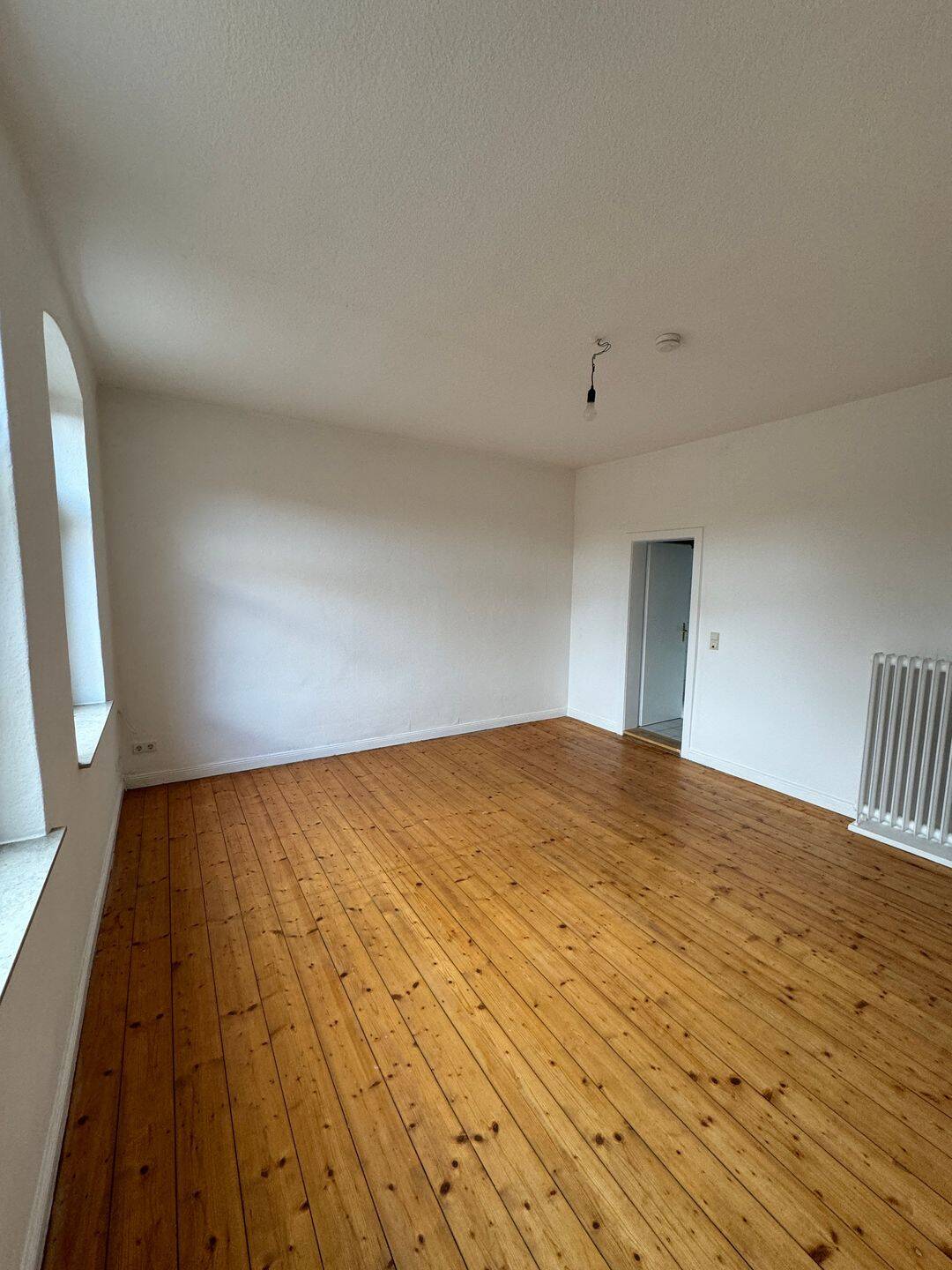 4-Zi.-EG-WOHNUNG MIT GARTEN, Algermissen-Ortsteil