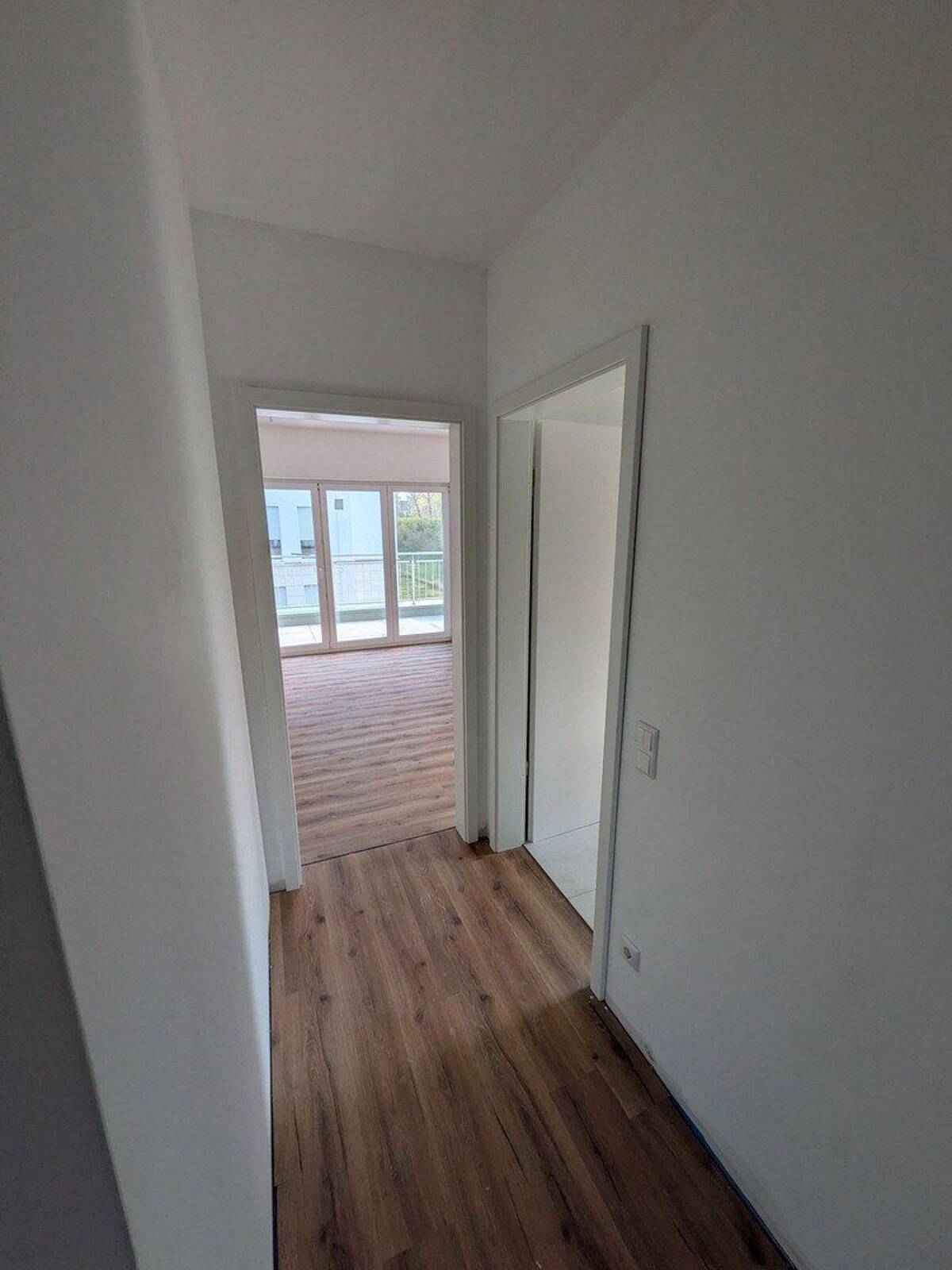 4 Zimmer Oberwohnung mit Balkon im Villenquartier *Erstbezug* – 14469 Potsdam – Bild 1 von 9