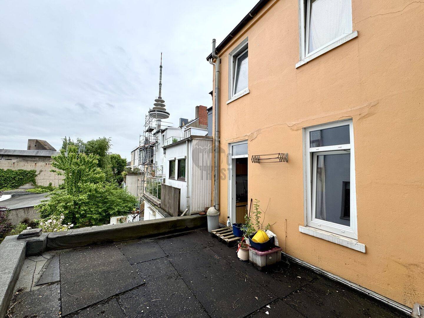 Attraktives Mehrfamilienhaus in Bremen - 4 Einheiten, Gewerbe & Entwicklungspotenzial – Bremen – Vorschaubild 6