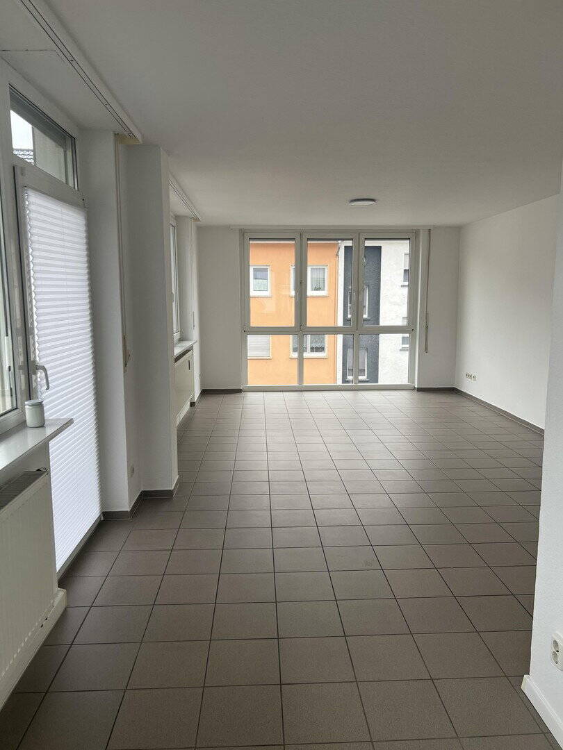 Schöne helle Zweizimmerwohnung