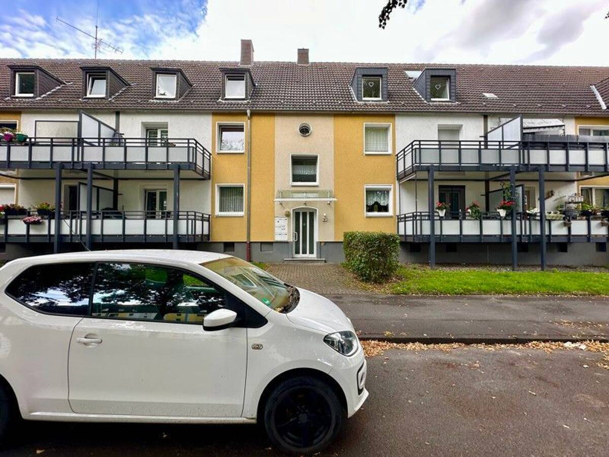 Willkommen Zuhause: schicke 3-Zimmer-Wohnung auf 2 Ebenen mit neuem Duschbad! – 44369 Dortmund – Bild 1 von 9