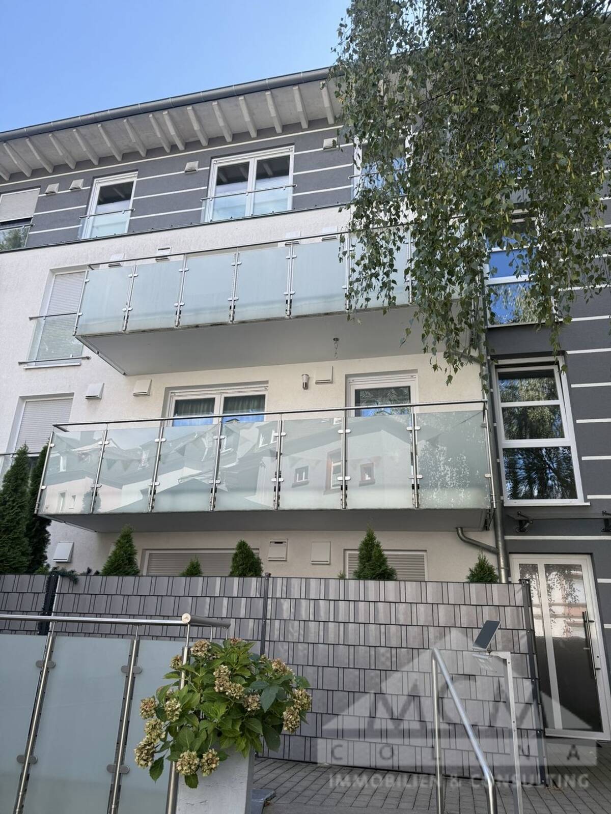 Modernes Wohnen mit Terrasse - ruhig, hochwertig und hervorragend angebunden – 60433 Frankfurt am Main – Bild 1 von 9
