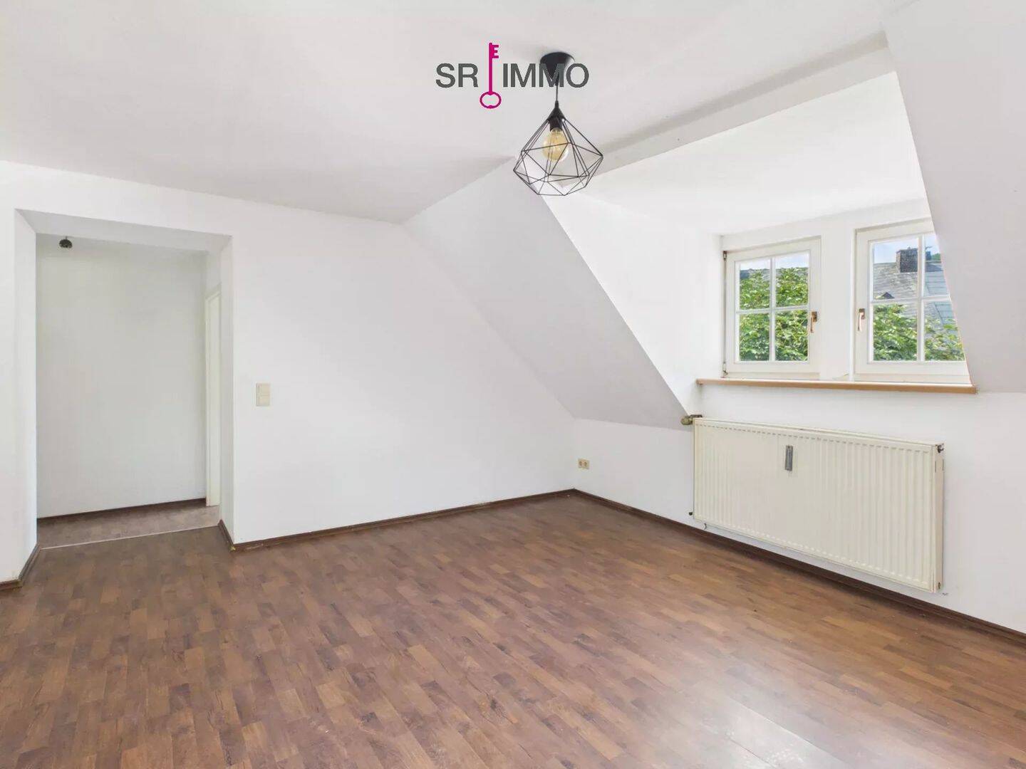 Geräumige Dachgeschosswohnung im Herzen von Waxweiler
