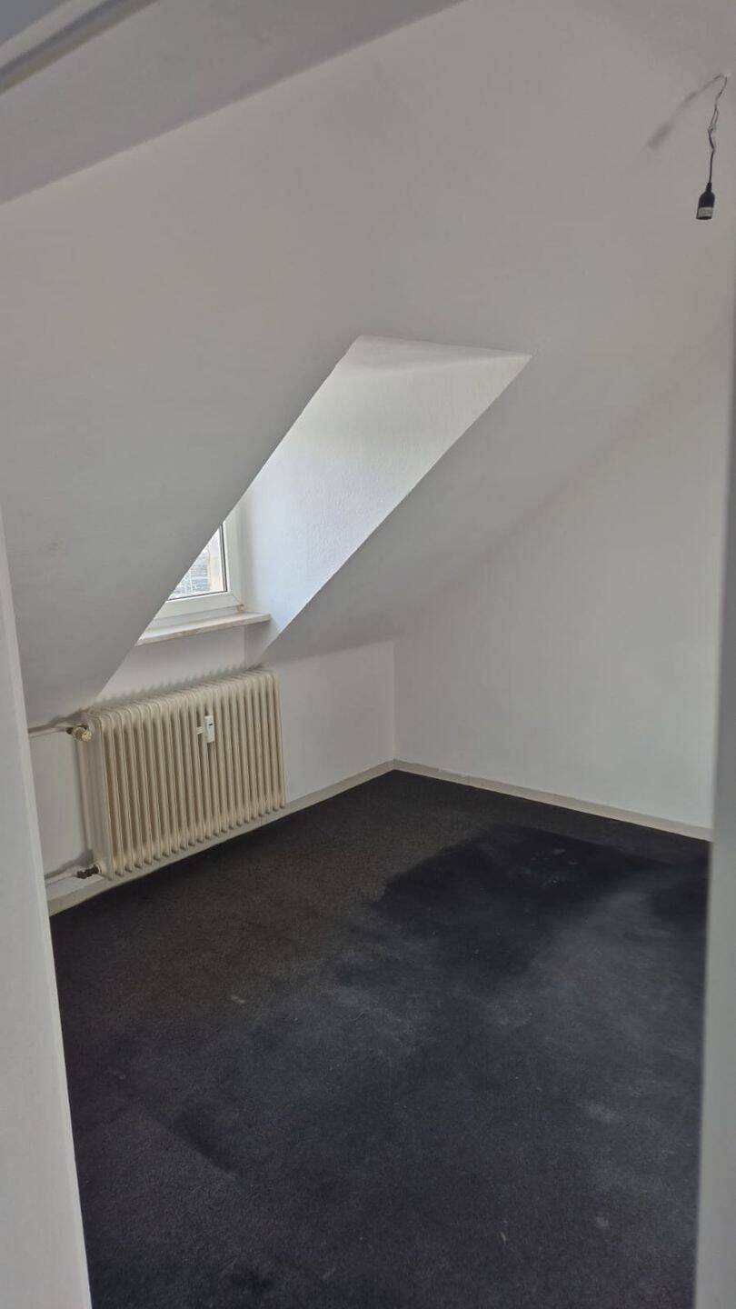 Dachgeschosswohnung in zentraler Lage von Koblenz! – Koblenz – Vorschaubild 3