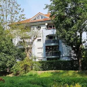 Renditeobjekt mit Grünblick: Vermietete 3-Zimmer-Wohnung direkt am Park