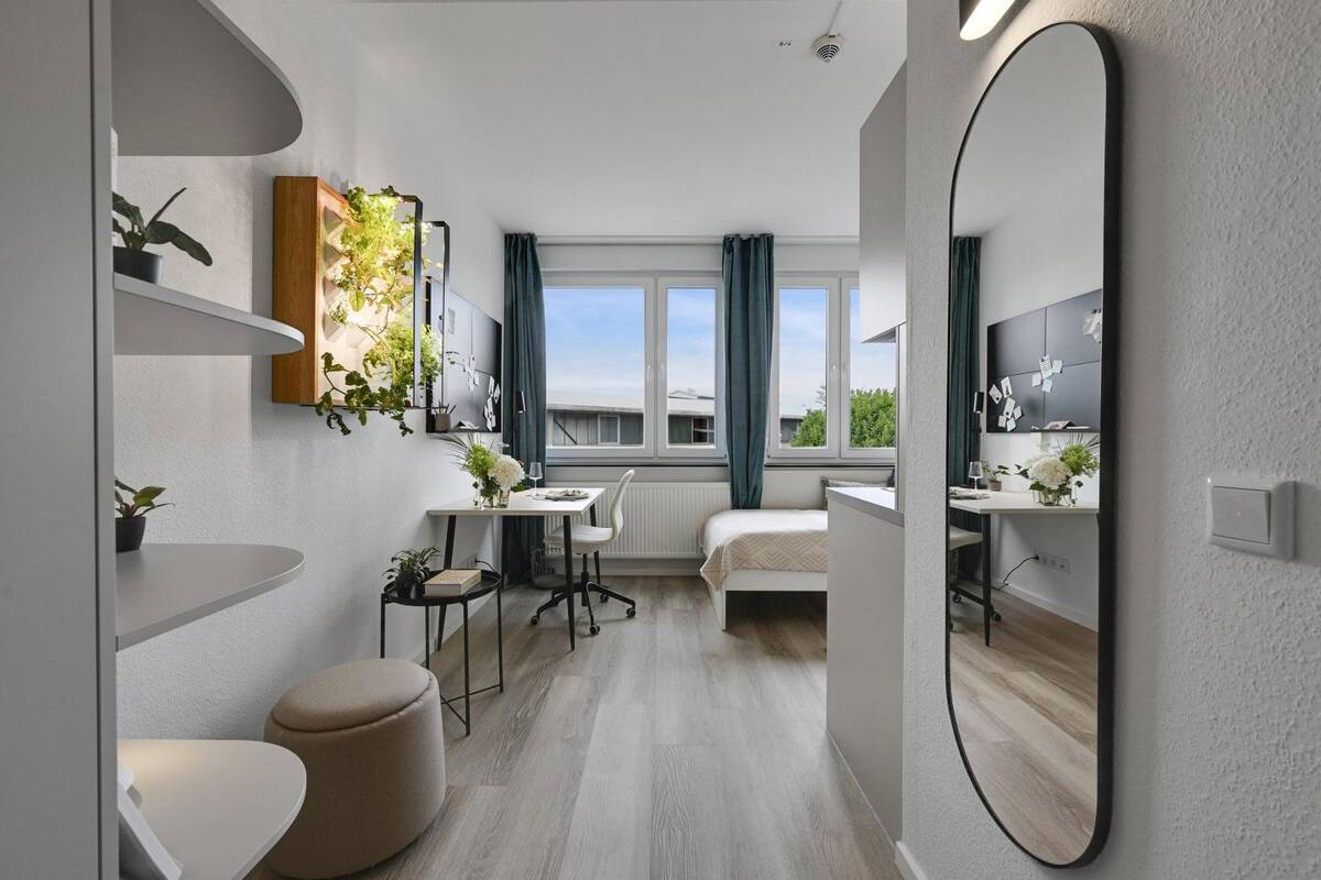 **Modernes Studentenapartment** – 69115 Heidelberg – Bild 1 von 9