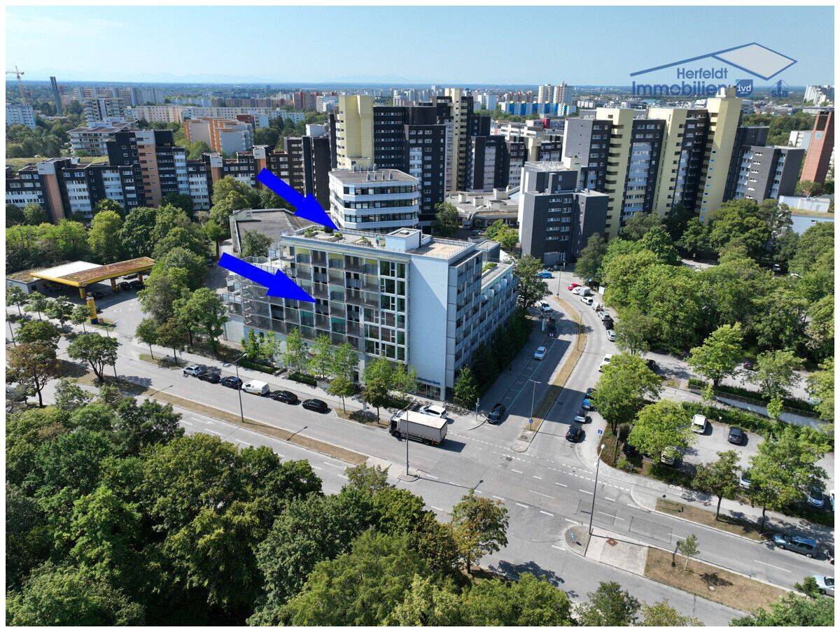 Selbstbezug oder Kapitalanlage: Modernes Apartment in München mit Gemeinschaftsdachterrasse