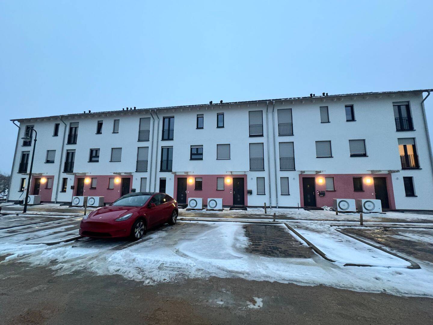 Erstbezug ab sofort! Modernes Reihenhaus mit Traumblick in Ahrensfelde – Provisionsfrei – Ahrensfelde – Vorschaubild 3
