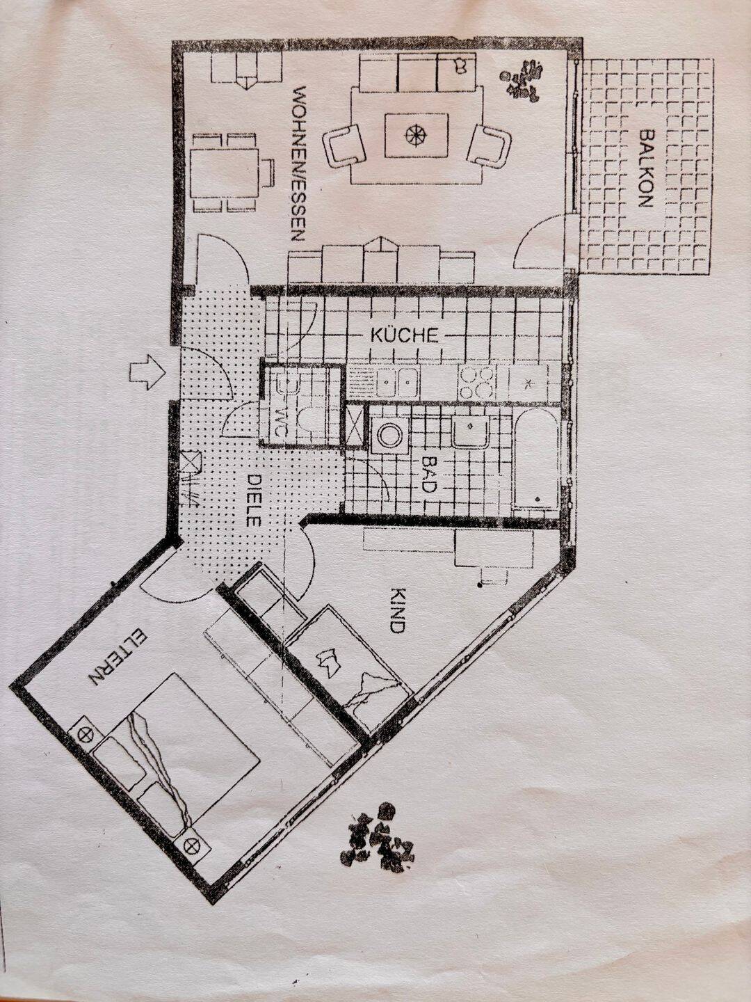 Helle 3-Zimmer-Wohnung mit Balkon, Aufzug und optional TG-Stellplatz in Mannheim-Käfertal im Rott
