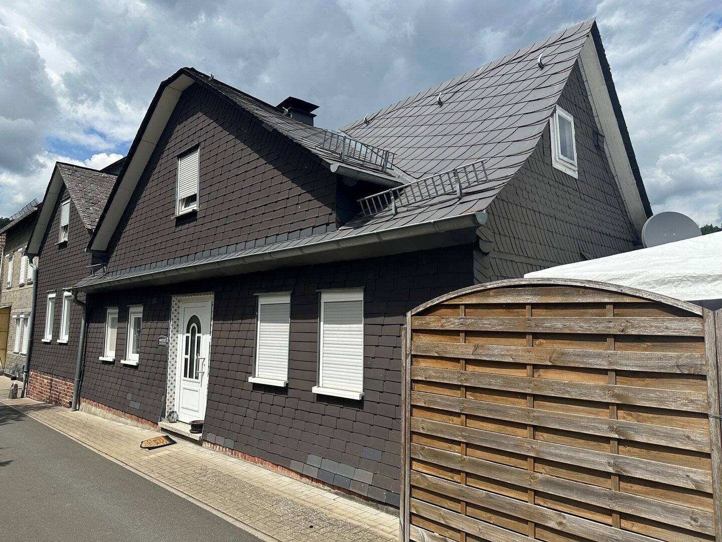 Einfamilienhaus in ruhiger und zentraler Lage von Bad Laasphe – Bad Laasphe – Vorschaubild 3